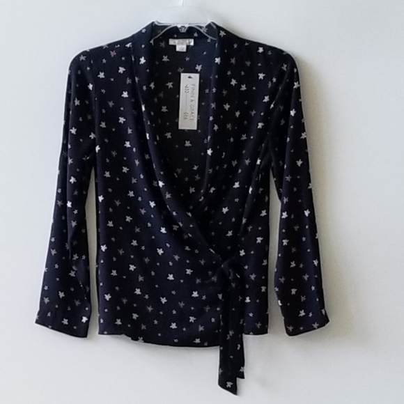 FIN & GRACE TOP! - Picture 7 of 7